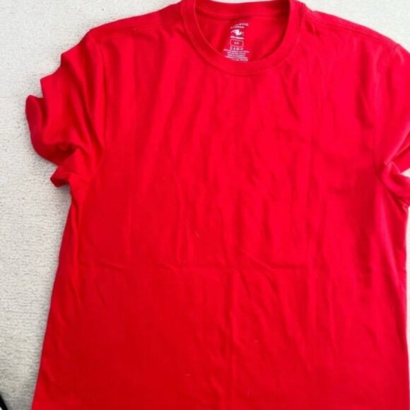 Athletic Works Red Shirt - Picture 3 of 3